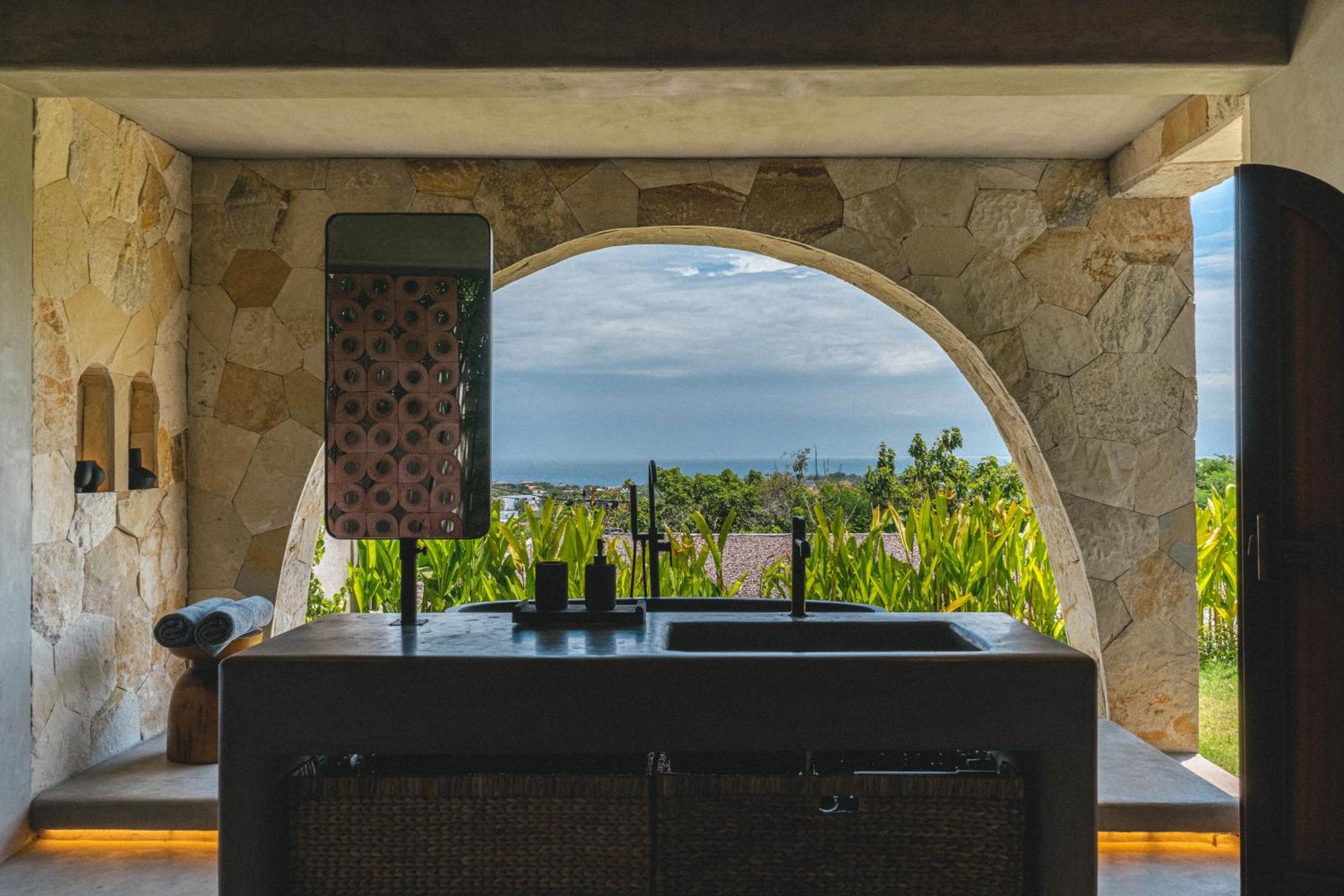 Sivana, Hotel Boutique With Ocean Or Garden Views - Adults Only Uluwatu  Bagian luar foto